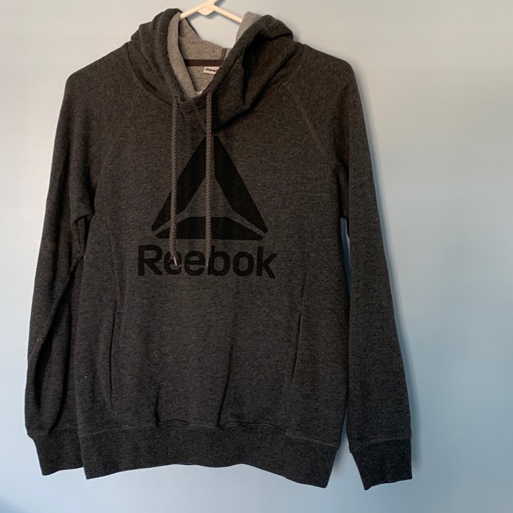 LIKE NEW REEBOK HOODIE WITH NECK